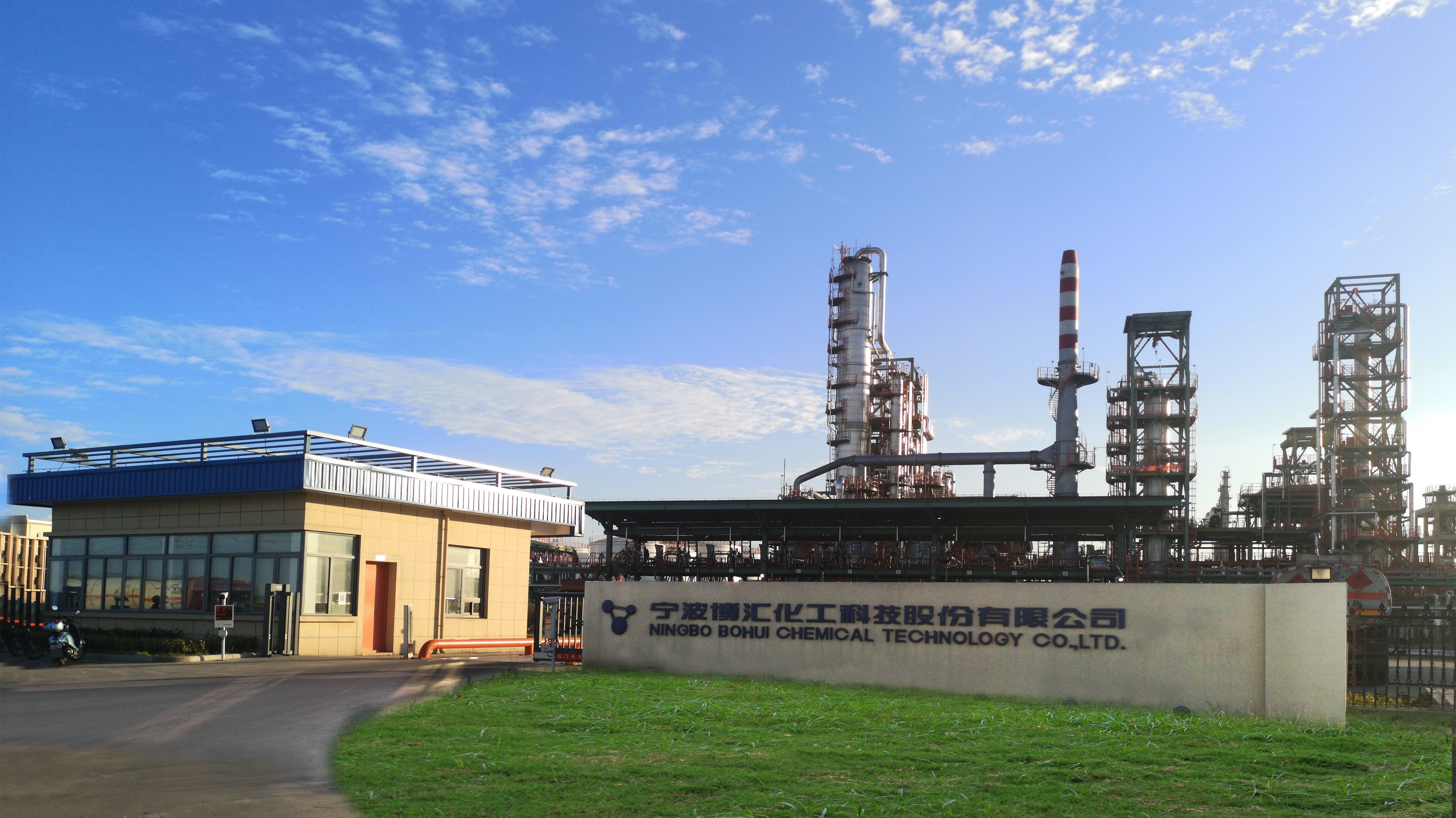 1755152835827970.jpg 1755152835827970.jpg