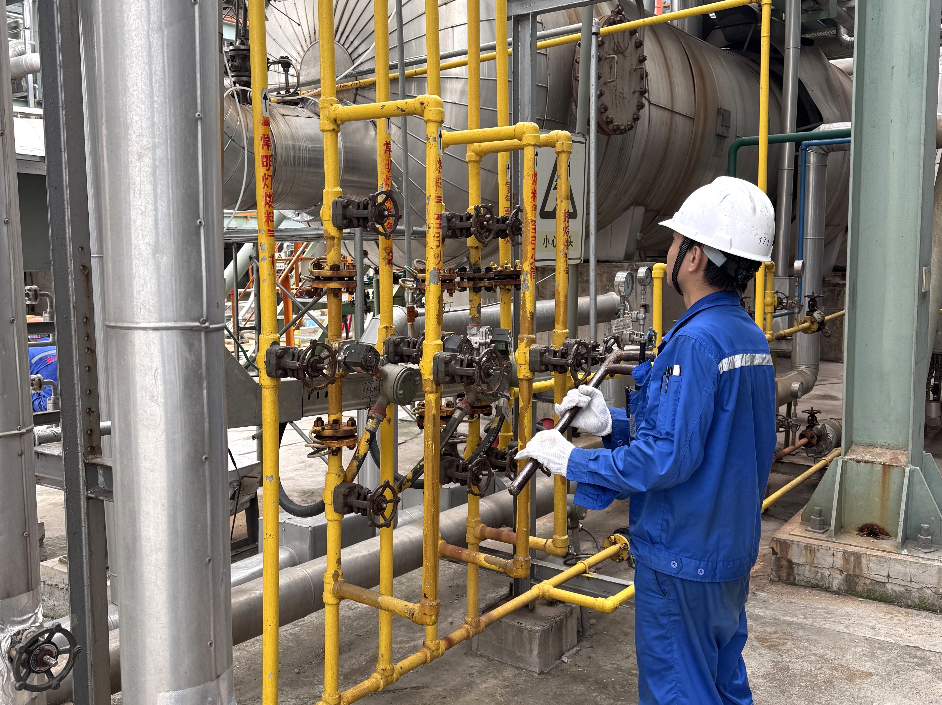 1758761198636703.jpg 1758761198636703.jpg